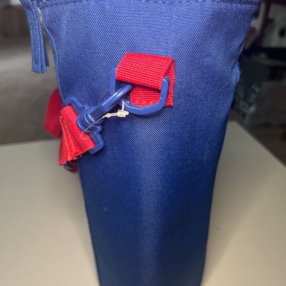 Mickey Mouse Insulated Cooler Bag - Picture 7 of 8